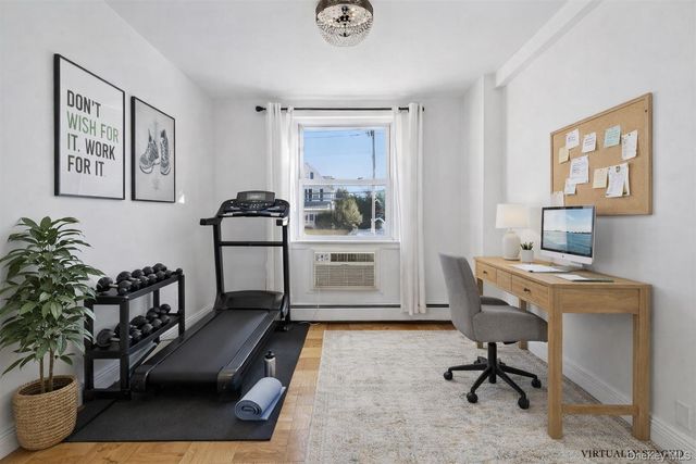 157 Hempstead Avenue B20, Lynbrook, NY 11563