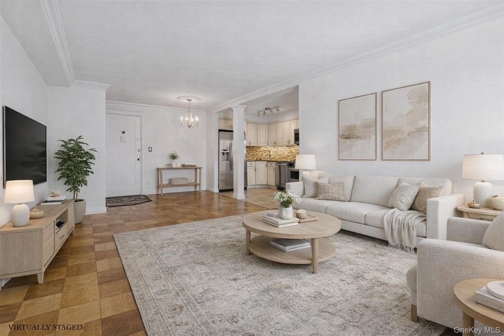 157 Hempstead Avenue B20, Lynbrook, NY 11563