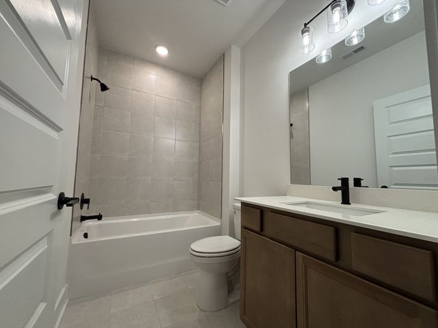 519 Scarlet Oak Road, Lebanon, TN 37090