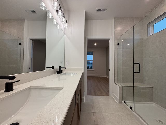 519 Scarlet Oak Road, Lebanon, TN 37090