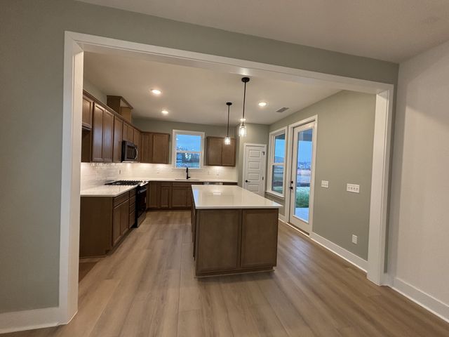 519 Scarlet Oak Road, Lebanon, TN 37090