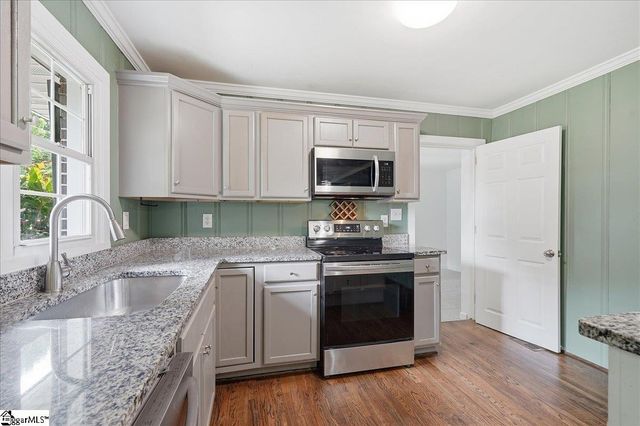 14 Pine Lane, Williamston, SC 29697