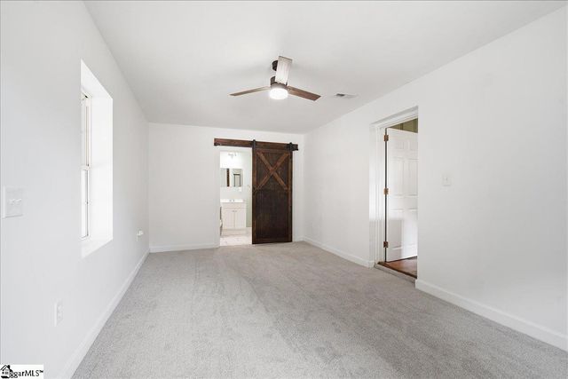 14 Pine Lane, Williamston, SC 29697