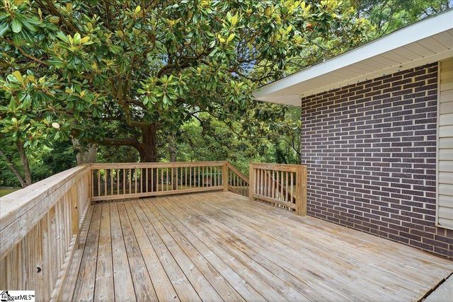 14 Pine Lane, Williamston, SC 29697