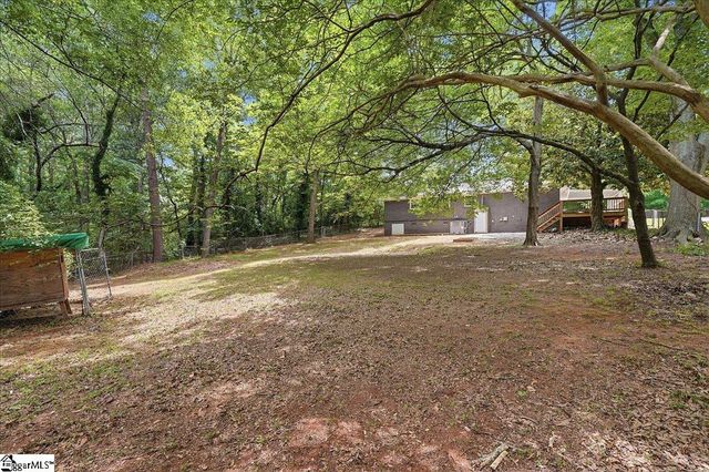 14 Pine Lane, Williamston, SC 29697