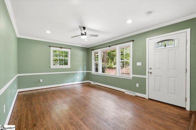 14 Pine Lane, Williamston, SC 29697