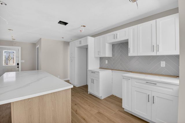 4347 NW 2nd Court, Boca Raton, FL 33431