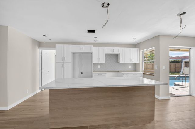 4347 NW 2nd Court, Boca Raton, FL 33431