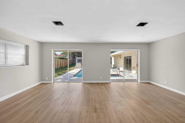 4347 NW 2nd Court, Boca Raton, FL 33431