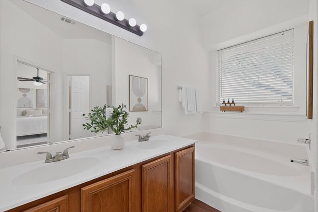 10214 Lakeview Drive, Providence Village, TX 76227