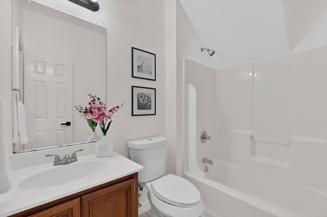 10214 Lakeview Drive, Providence Village, TX 76227