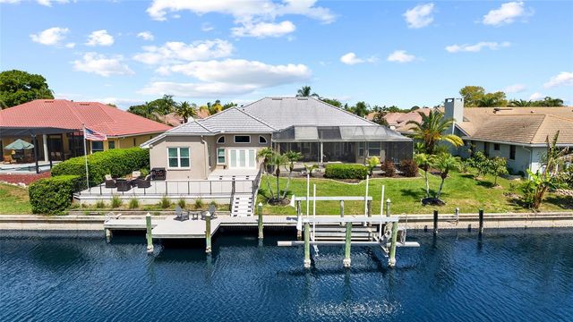 9810 COMPASS POINT WAY, Tampa, FL 33615