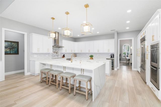 9810 COMPASS POINT WAY, Tampa, FL 33615