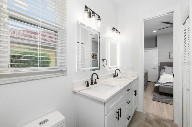 9810 COMPASS POINT WAY, Tampa, FL 33615