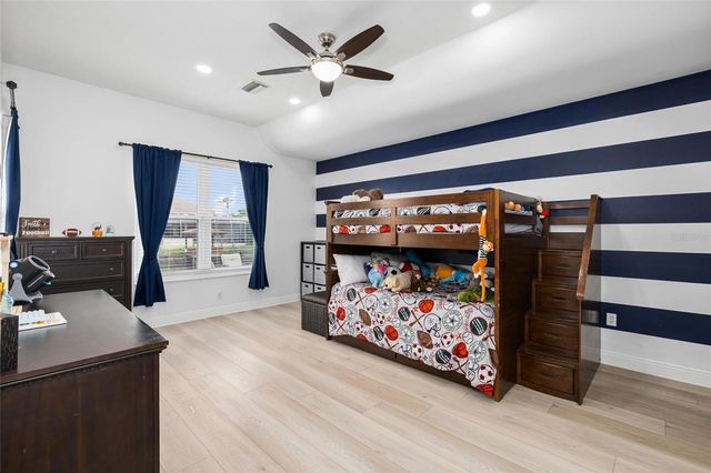 9810 COMPASS POINT WAY, Tampa, FL 33615