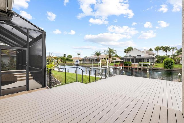 9810 COMPASS POINT WAY, Tampa, FL 33615