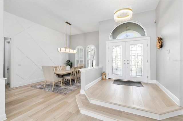 9810 COMPASS POINT WAY, Tampa, FL 33615