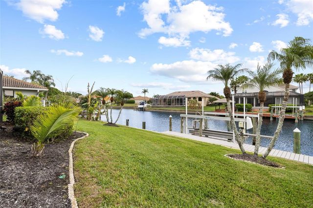 9810 COMPASS POINT WAY, Tampa, FL 33615