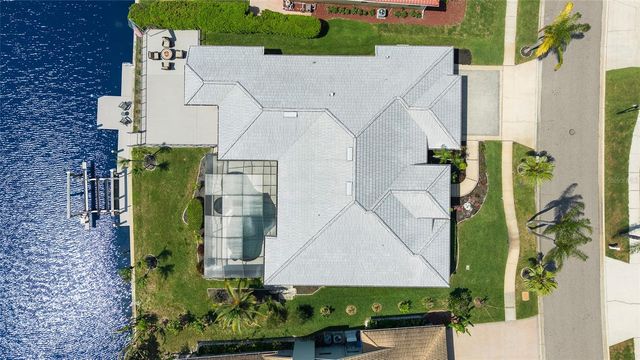 9810 COMPASS POINT WAY, Tampa, FL 33615