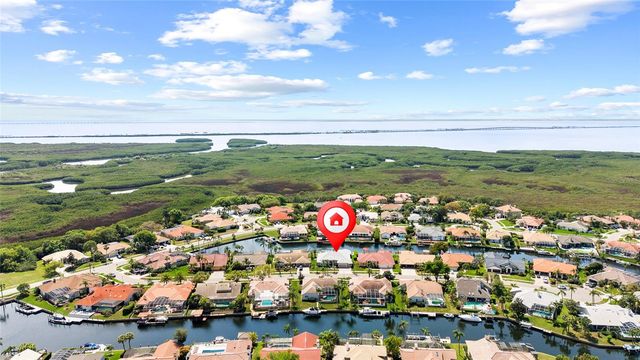 9810 COMPASS POINT WAY, Tampa, FL 33615