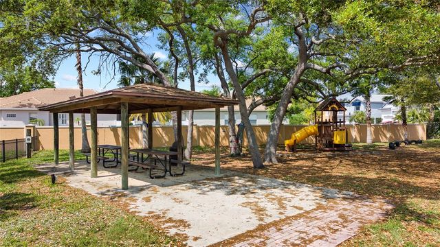 9810 COMPASS POINT WAY, Tampa, FL 33615