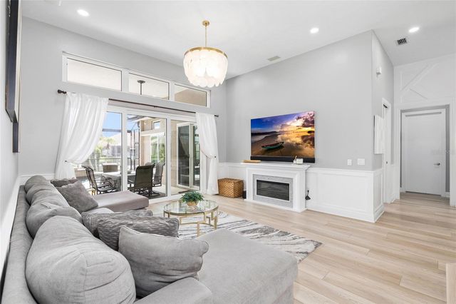 9810 COMPASS POINT WAY, Tampa, FL 33615