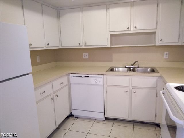1830 Maravilla AVE 704, Fort Myers, FL 33901
