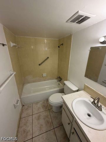 1830 Maravilla AVE 704, Fort Myers, FL 33901