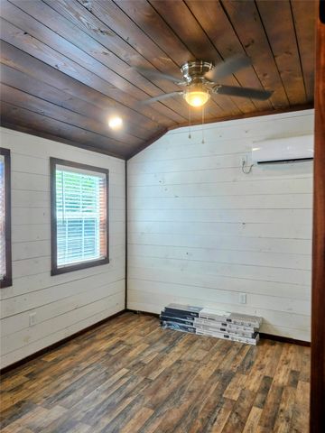 710 County Road 2298, Mineola, TX 75773