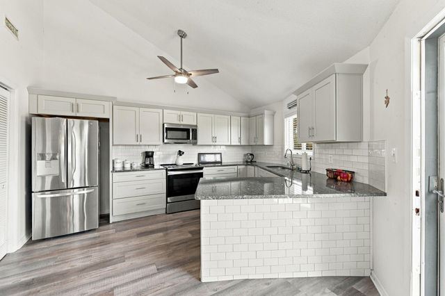 622 Tall Oaks Ln., Myrtle Beach, SC 29588