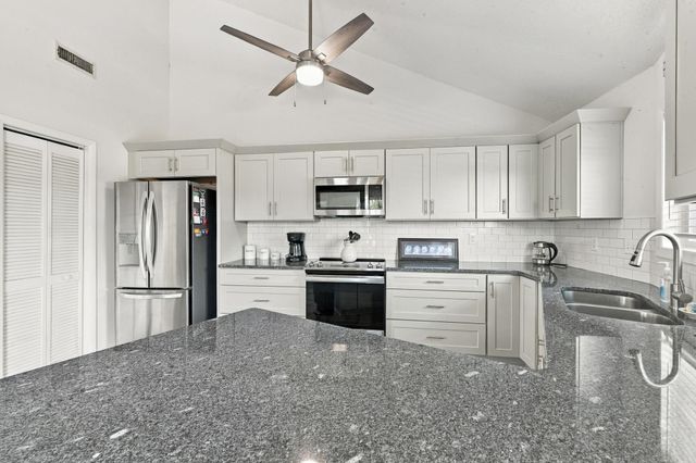 622 Tall Oaks Ln., Myrtle Beach, SC 29588