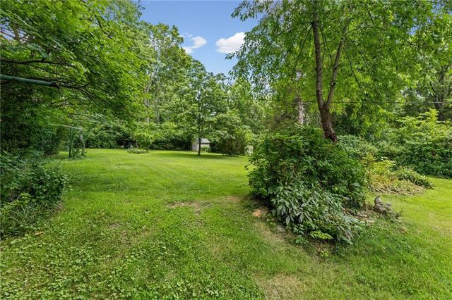 5525 Hadley Street, Merriam, KS 66202