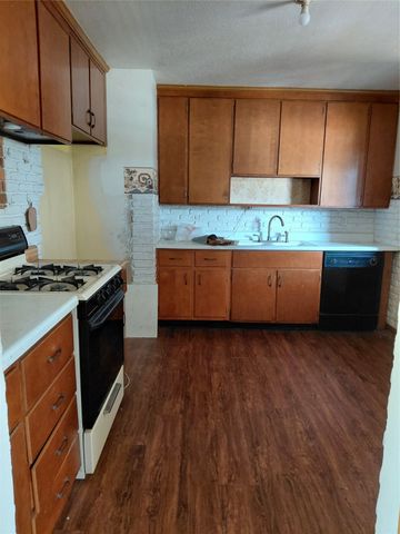 9128 Woodmayr Drive, Norwalk, IA 50211