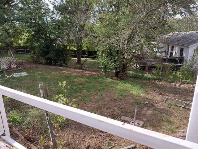 9128 Woodmayr Drive, Norwalk, IA 50211