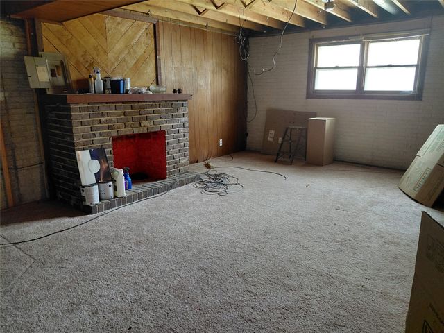 9128 Woodmayr Drive, Norwalk, IA 50211