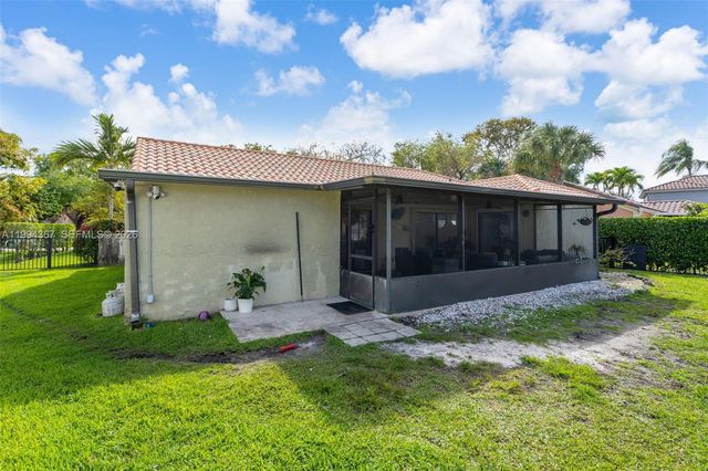 4787 NW 1st Dr, Deerfield Beach, FL 33442