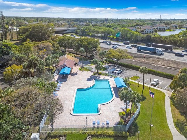 4787 NW 1st Dr, Deerfield Beach, FL 33442