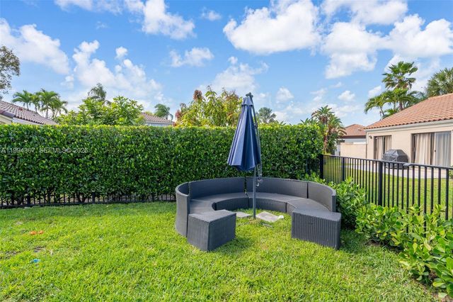 4787 NW 1st Dr, Deerfield Beach, FL 33442