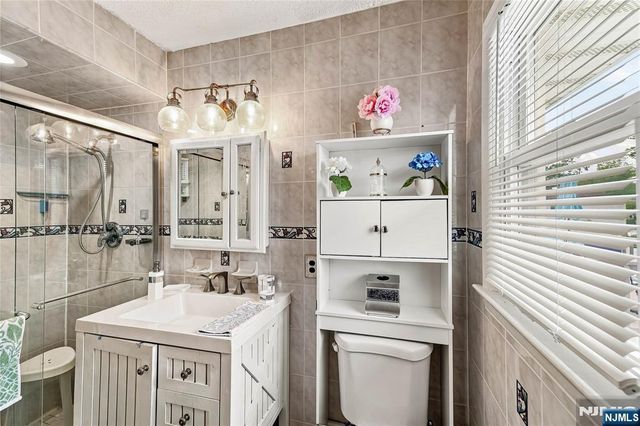 5 La Rosa Drive, Little Ferry, NJ 07643