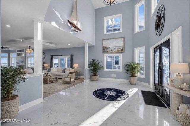 107 Bay Shore Drive, Toms River, NJ 08753