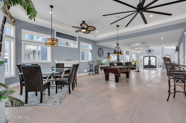 107 Bay Shore Drive, Toms River, NJ 08753