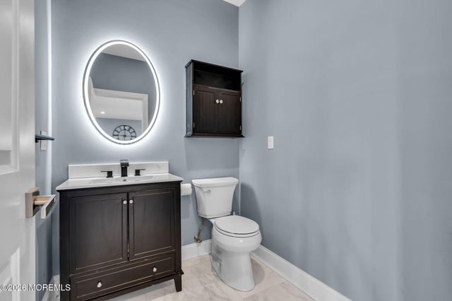 107 Bay Shore Drive, Toms River, NJ 08753