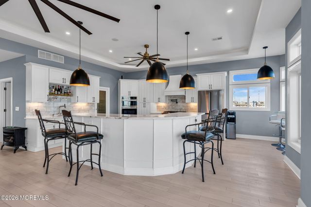 107 Bay Shore Drive, Toms River, NJ 08753