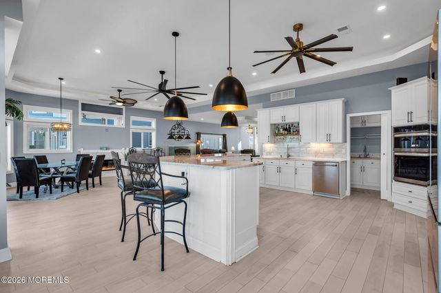 107 Bay Shore Drive, Toms River, NJ 08753