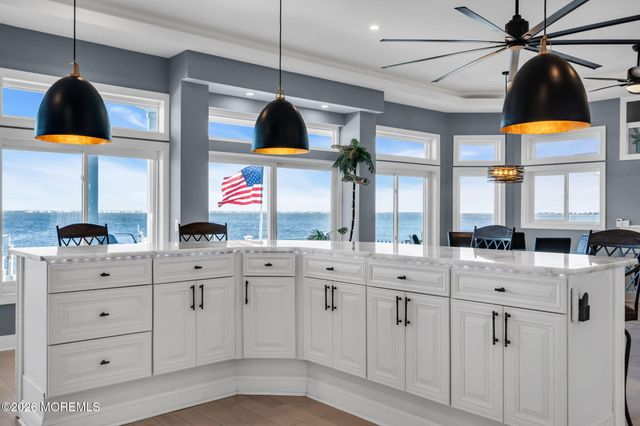 107 Bay Shore Drive, Toms River, NJ 08753