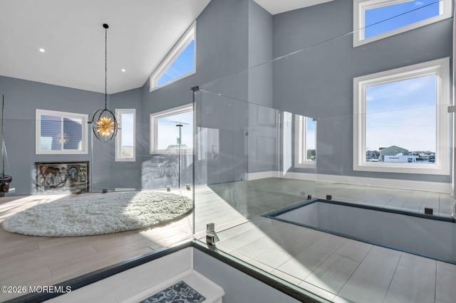 107 Bay Shore Drive, Toms River, NJ 08753