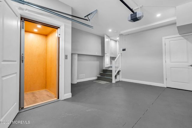 107 Bay Shore Drive, Toms River, NJ 08753