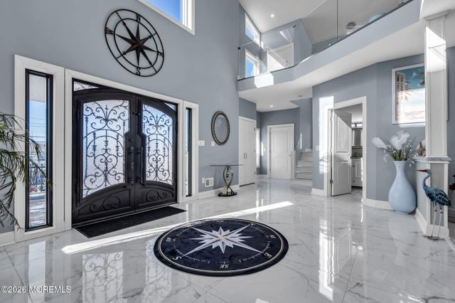 107 Bay Shore Drive, Toms River, NJ 08753