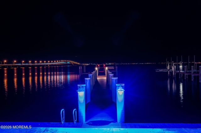 107 Bay Shore Drive, Toms River, NJ 08753