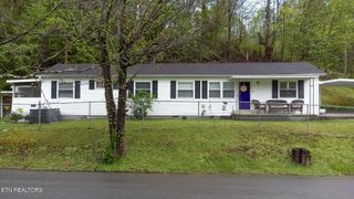 973 Graves Delozier Rd, Seymour, TN 37865